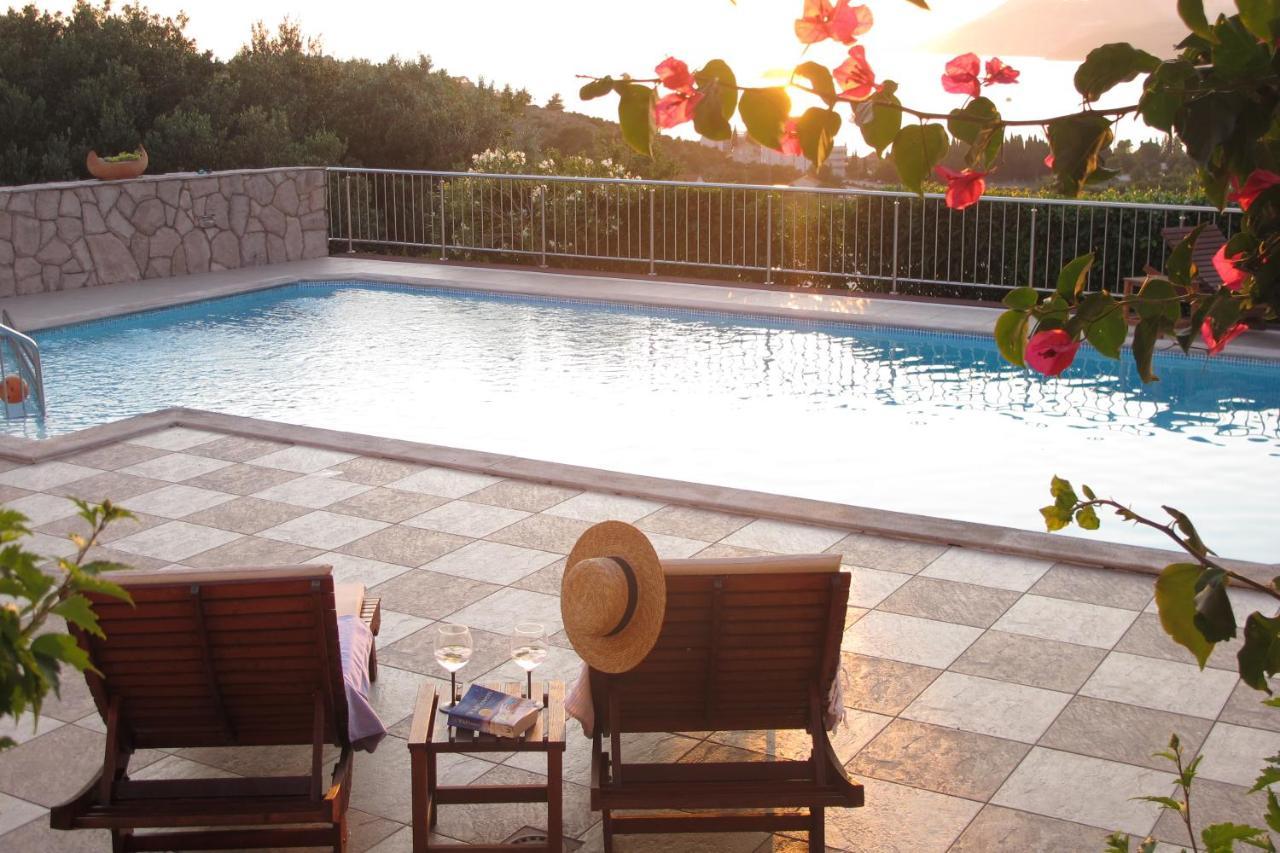 Apartment Modern With Swimming Pool & Sea Views Cavtat